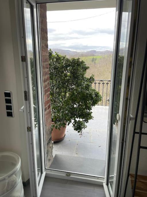 Traumhafter Blick Mit Wohnung Lindenfels Exterior photo